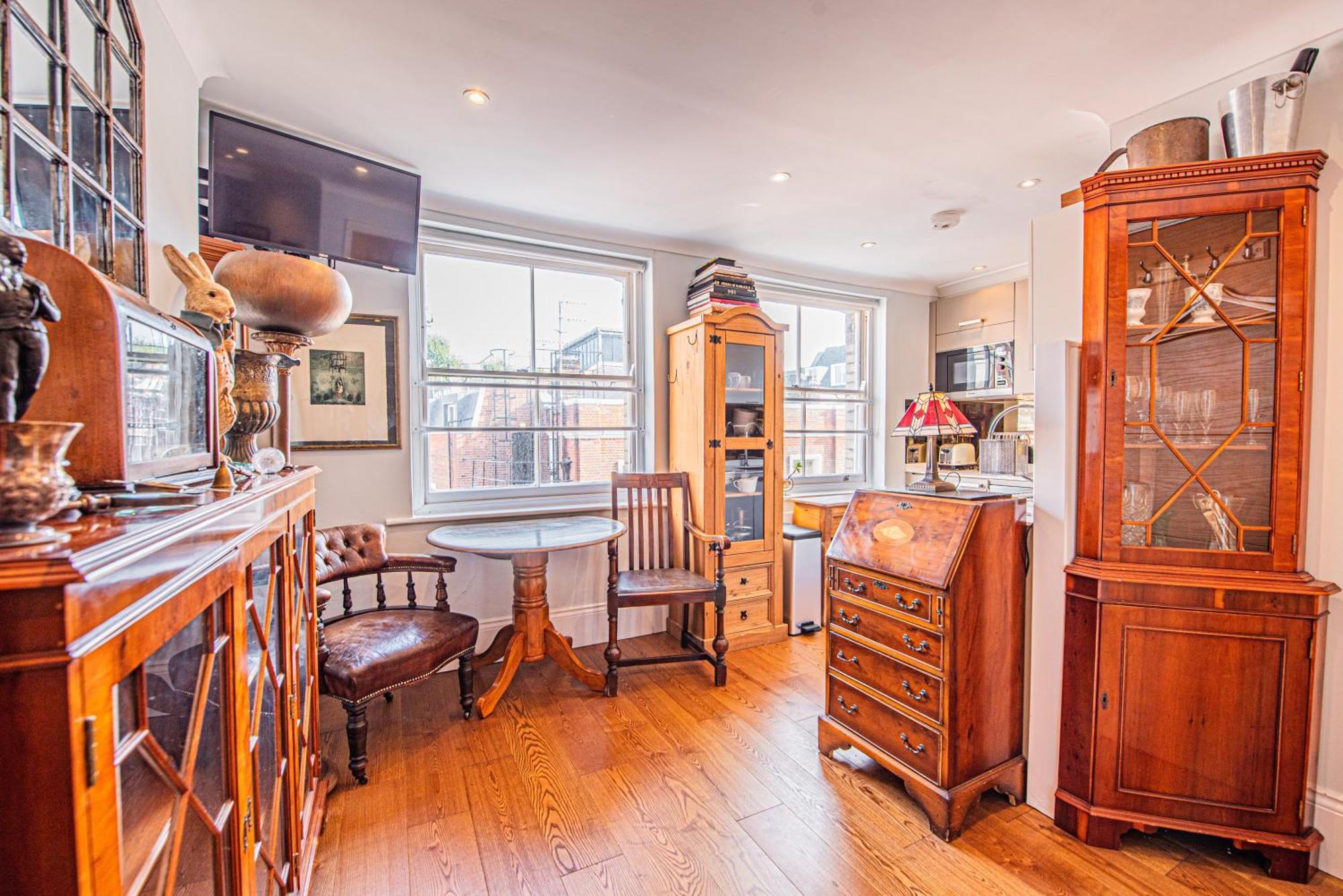 Stylish 1-Bed Flat In Soho - Prime Central Λονδίνο Εξωτερικό φωτογραφία