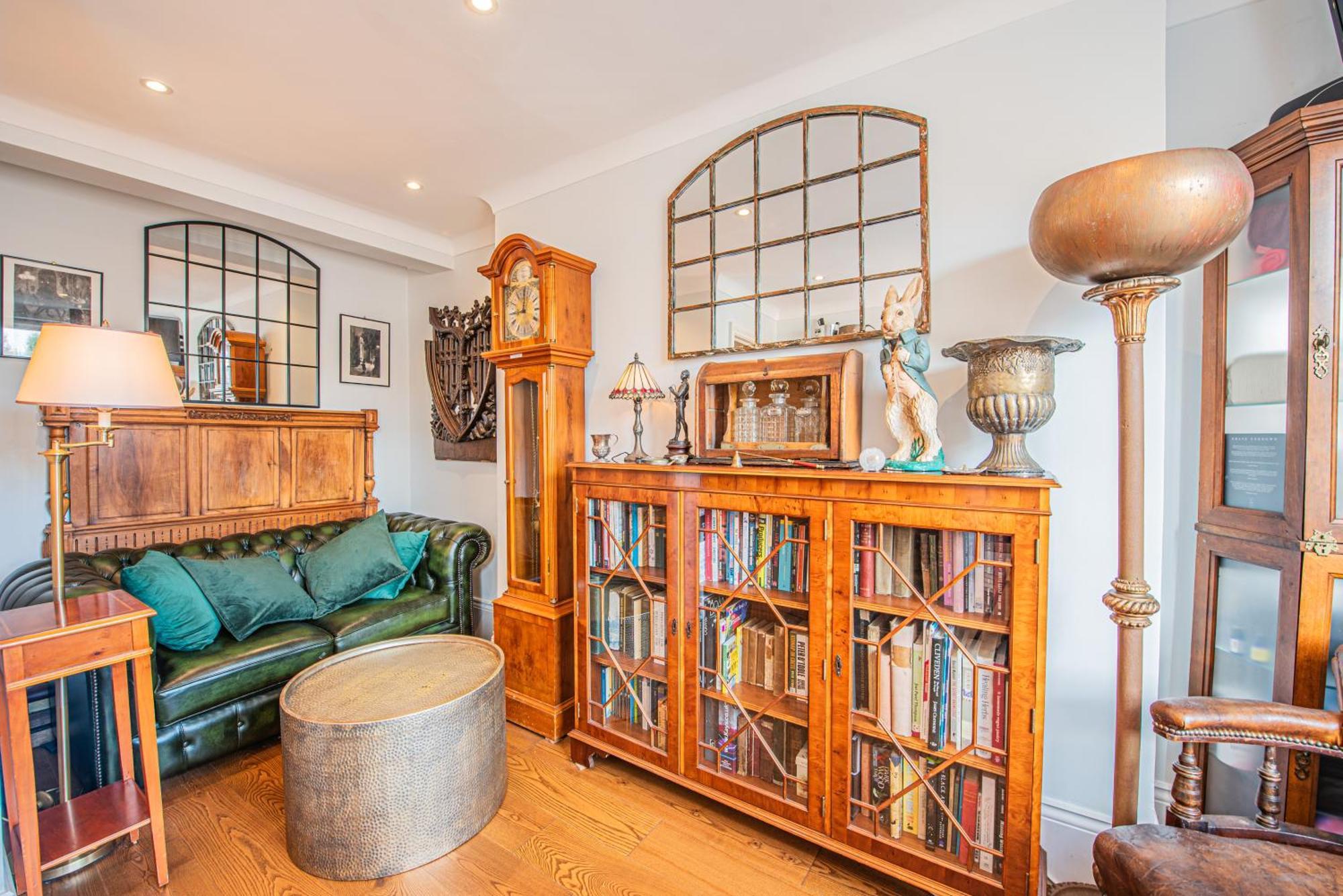 Stylish 1-Bed Flat In Soho - Prime Central Λονδίνο Εξωτερικό φωτογραφία