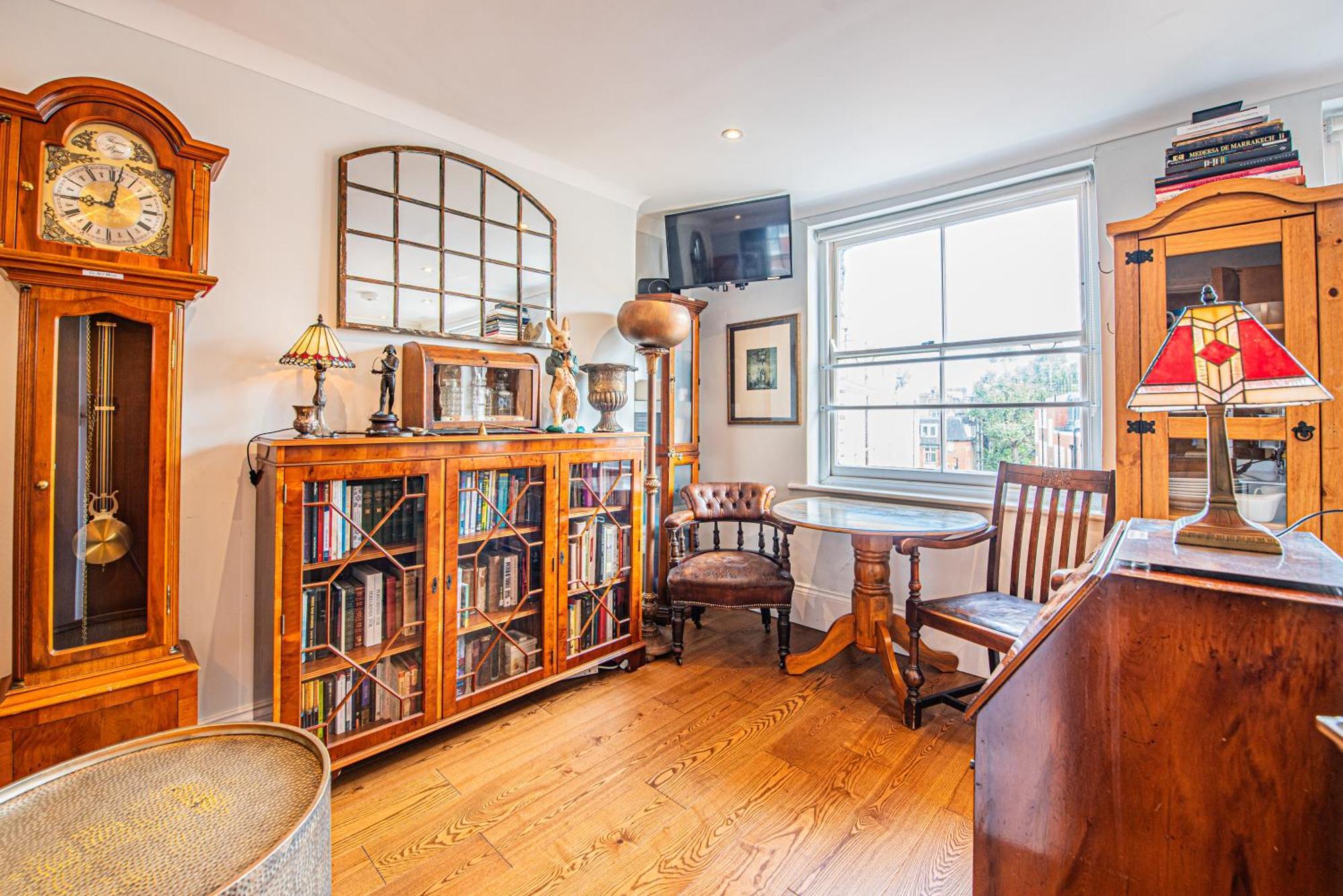 Stylish 1-Bed Flat In Soho - Prime Central Λονδίνο Εξωτερικό φωτογραφία